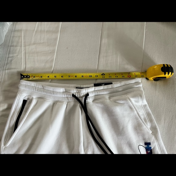 SOLD!!!  HOLLISTER 7” JOGGER SHORTS XL - Picture 6 of 10